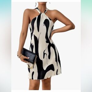 Halter neck short black and white print dress